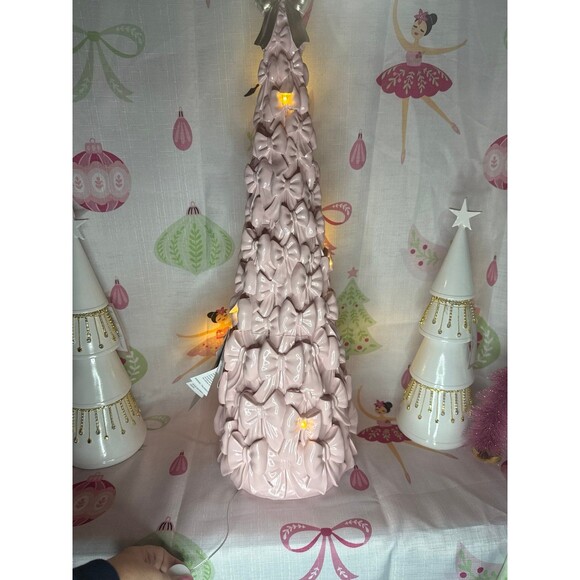 Cupcakes and Cashmere Pink Bow LED Tree - Picture 6 of 6